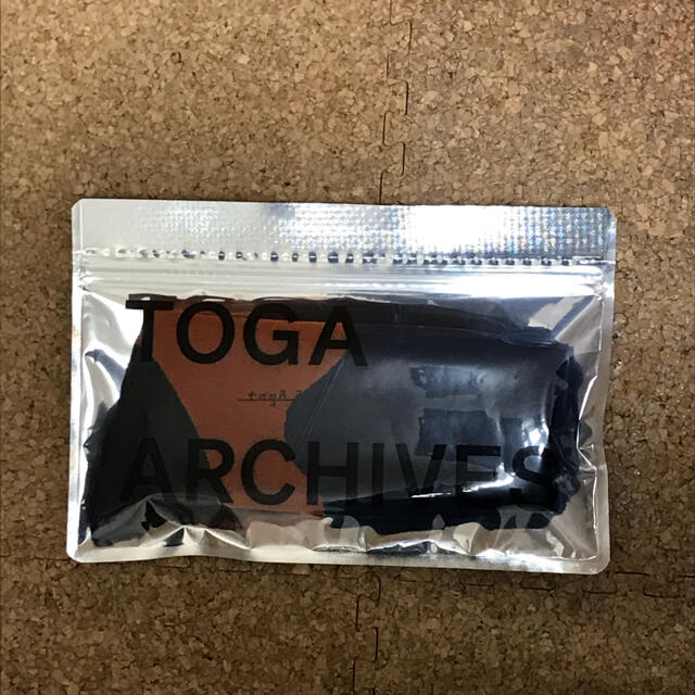 TOGA(トーガ)の完売品 TOGA × Tabio Men’s カラーブロック切替ソックス メンズのレッグウェア(ソックス)の商品写真