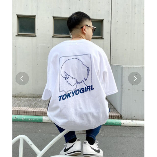 WHO'S WHO gallery(フーズフーギャラリー)のWeb限定 東京ガール ビッグシルエットラインロゴ半袖Tシャツ メンズのトップス(Tシャツ/カットソー(半袖/袖なし))の商品写真