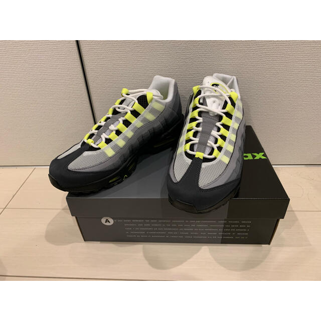 NIKE(ナイキ)のNIKE ナイキ AIR MAX 95 Neon Yellow イエローグラデ メンズの靴/シューズ(スニーカー)の商品写真