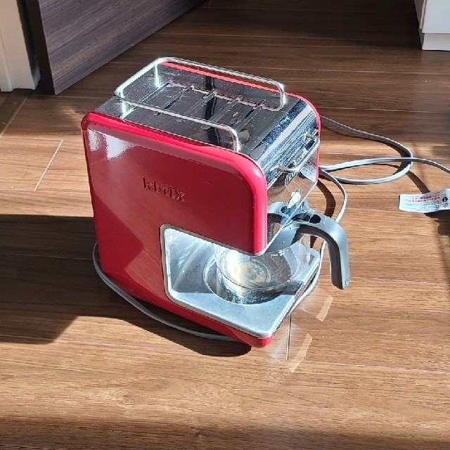 DeLonghi(デロンギ)のDeLonghi kMix(ケーミックス) ドリップコーヒーメーカー レッド  スマホ/家電/カメラの調理家電(コーヒーメーカー)の商品写真