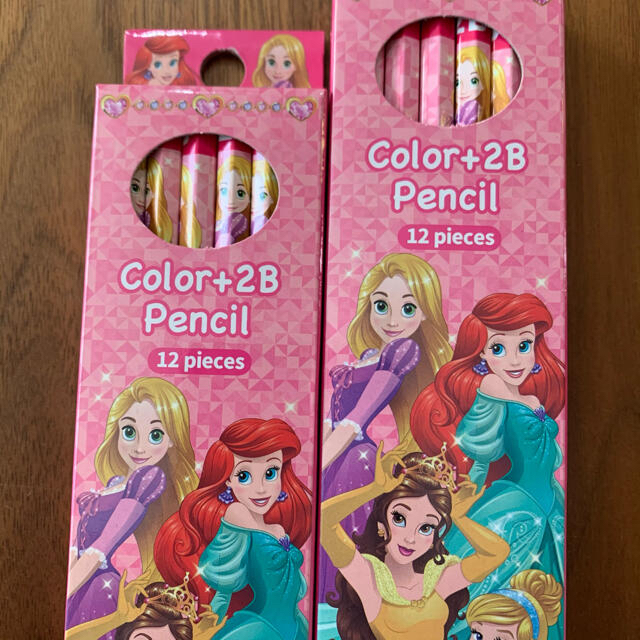 Disney(ディズニー)のディズニープリンセス　2B鉛筆　赤鉛筆入り エンタメ/ホビーのアート用品(鉛筆)の商品写真