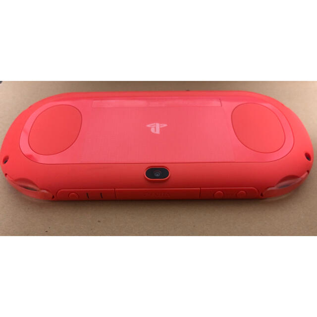 PlayStation®Vita（PCH-2000シリーズ）Wi-Fiモデル … 2