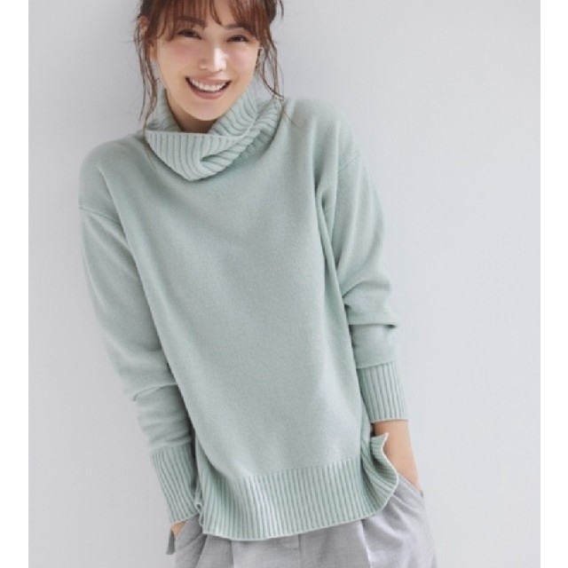 新品！♥️PLST♥️ウールカシミヤブレンドタートルネックリラックスニット。Ｓ。SOUP