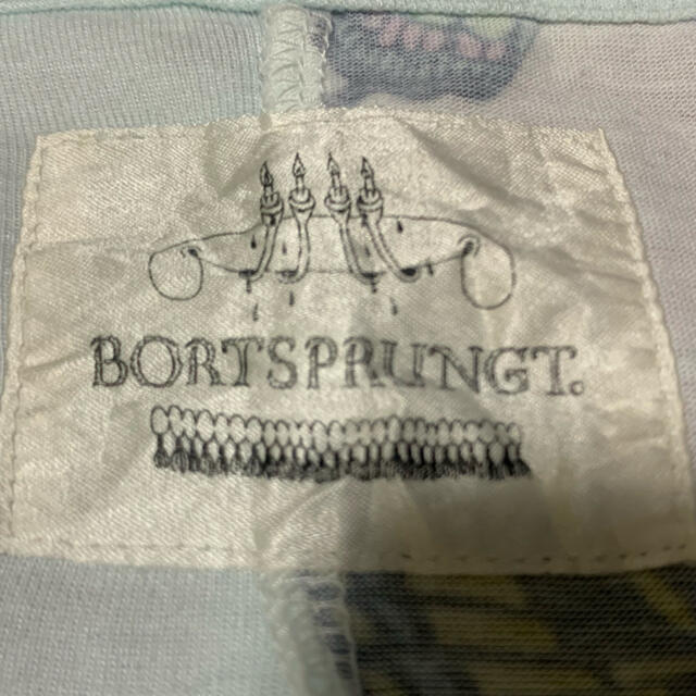 bortsprungt(ボシュプルメット)のbortsprungt 蝶アシメTシャツ レディースのトップス(Tシャツ(半袖/袖なし))の商品写真