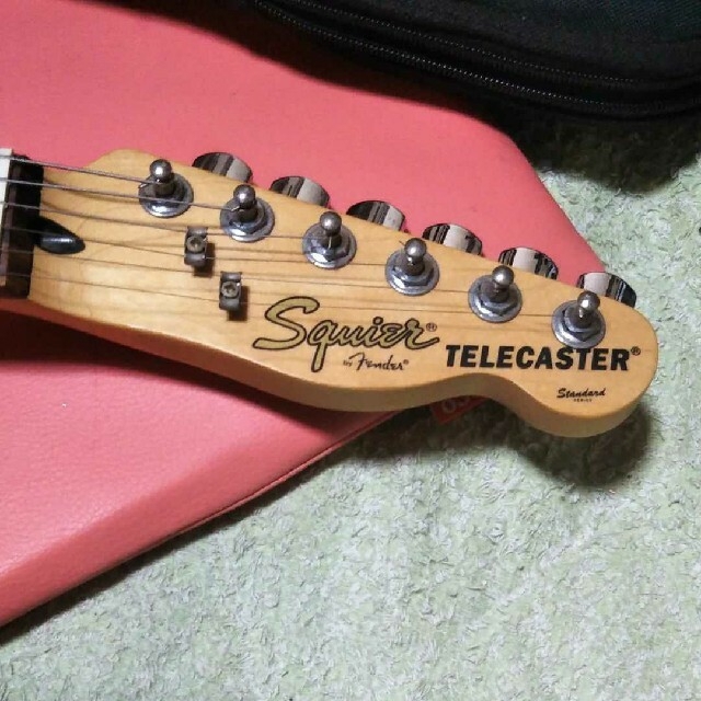 Fender(フェンダー)のスクワイヤースタンダードテレキャスター　キャンディアップルレッド 楽器のギター(エレキギター)の商品写真