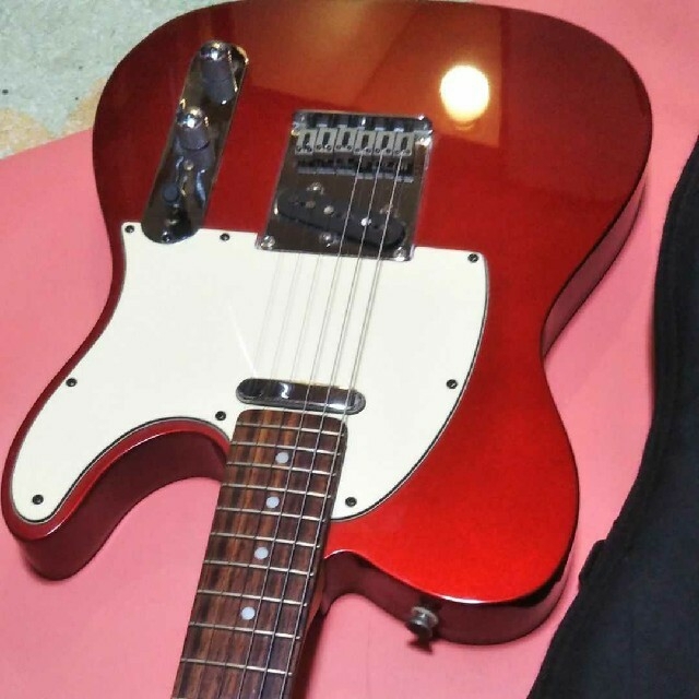 Fender(フェンダー)のスクワイヤースタンダードテレキャスター　キャンディアップルレッド 楽器のギター(エレキギター)の商品写真