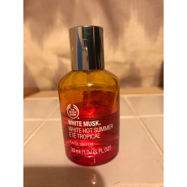 THE BODY SHOP(ザボディショップ)の〜ゆきふみ様専用〜ホワイトムスク ホワイトホットサマー オードトワレ30ml コスメ/美容の香水(ユニセックス)の商品写真