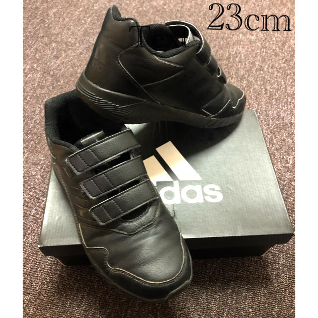 adidas(アディダス)のadidas  スニーカー キッズ/ベビー/マタニティのキッズ靴/シューズ(15cm~)(スニーカー)の商品写真