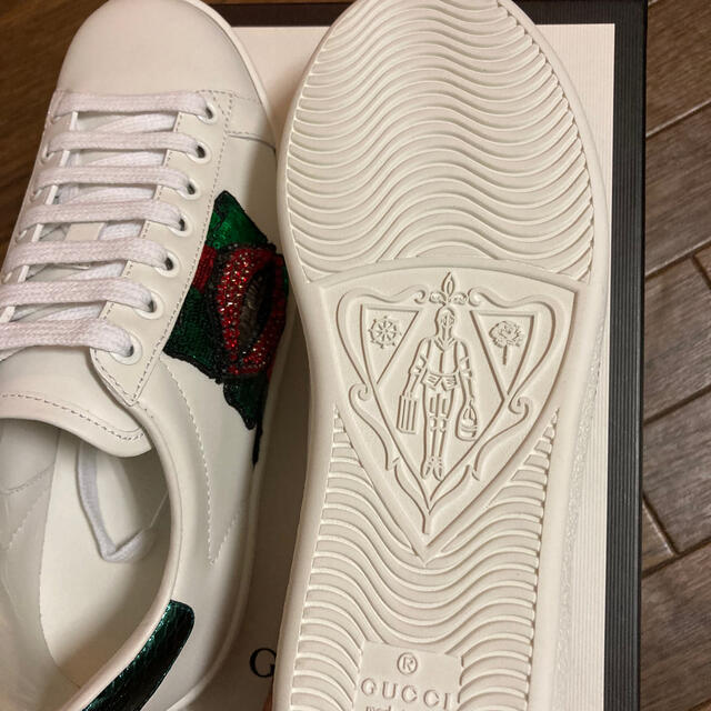 Gucci(グッチ)の　Mai様専用　Gucci New ace スニーカー レディースの靴/シューズ(スニーカー)の商品写真