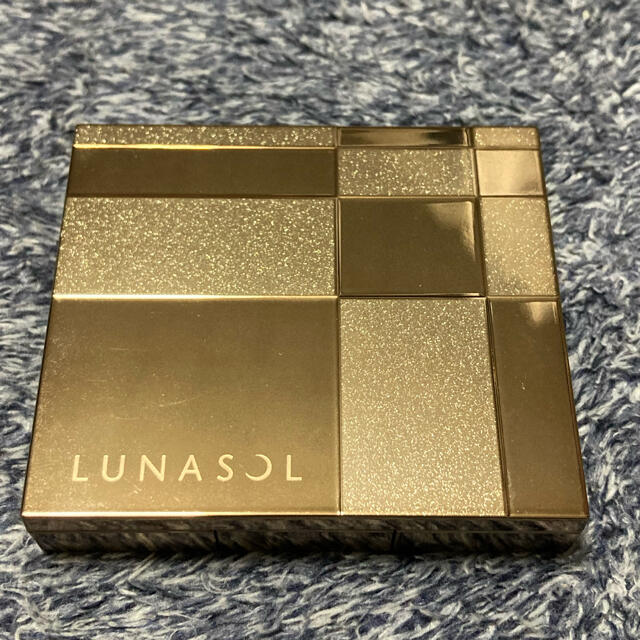 LUNASOL(ルナソル)のルナソル　ディープヴェールアイズ　EX03 コスメ/美容のベースメイク/化粧品(アイシャドウ)の商品写真