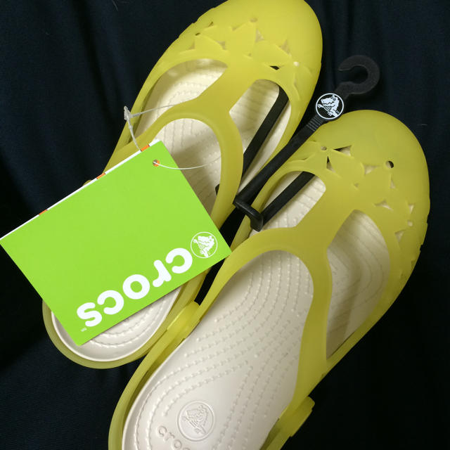 crocs(クロックス)のクロックス❤︎定価¥5,500❤︎新品 レディースの靴/シューズ(サンダル)の商品写真