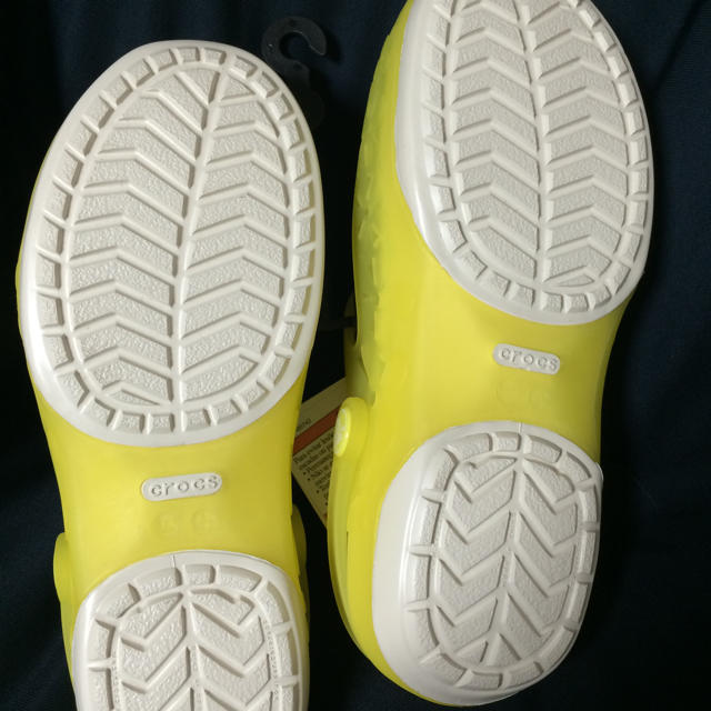 crocs(クロックス)のクロックス❤︎定価¥5,500❤︎新品 レディースの靴/シューズ(サンダル)の商品写真
