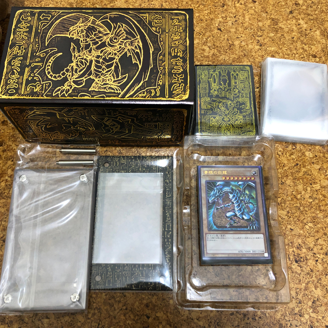 遊戯王(ユウギオウ)の遊戯王 青眼の白龍 ブルーアイズ レリーフ GOD BOX エンタメ/ホビーのトレーディングカード(シングルカード)の商品写真