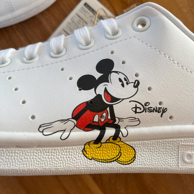 adidas(アディダス)の24.5㎝ アディダス スタンスミス ホワイト Disney mickey レディースの靴/シューズ(スニーカー)の商品写真