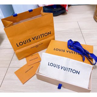 ルイヴィトン(LOUIS VUITTON)の★ヴィトン箱　ラッピング　ショップ袋★(ショップ袋)