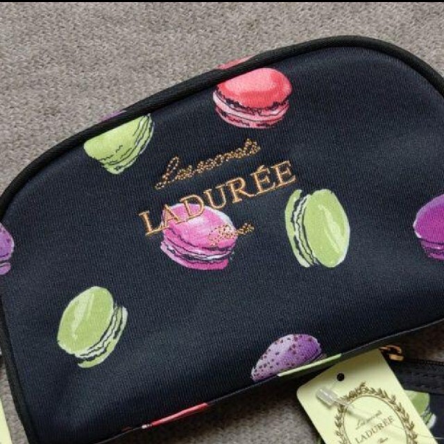 LADUREE(ラデュレ)の新品 ラデュレ マカロン ポーチ ＆ ティッシュケース レディースのファッション小物(ポーチ)の商品写真