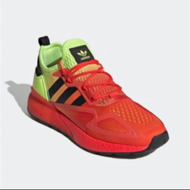 adidas(アディダス)の【新品　未使用】adidasアディダス ZX2K ブースト メンズの靴/シューズ(スニーカー)の商品写真