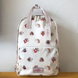 キャスキッドソン(Cath Kidston)のキャスキッドソン　フロントポケットバックパック　リュック　ドッグポートレーツ　犬(リュック/バックパック)