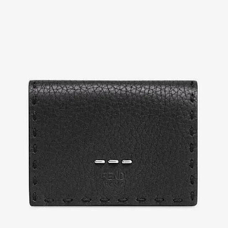 フェンディ(FENDI)のFENDI - ブラックレザー 三つ折り財布(折り財布)