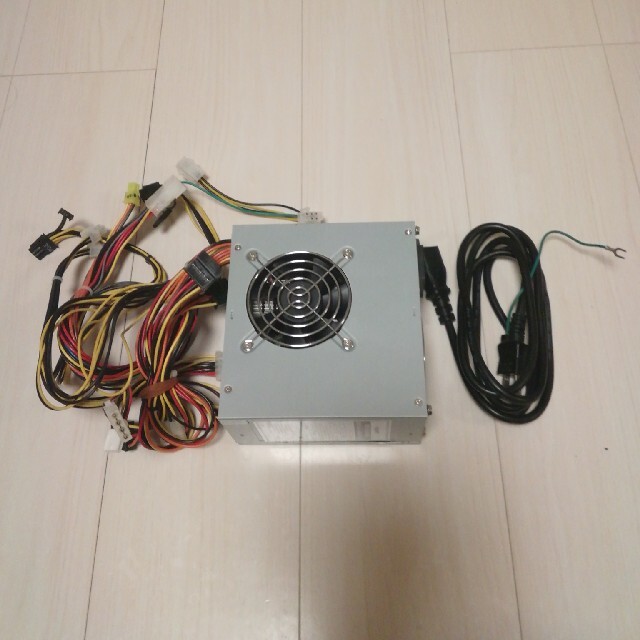 スマホ/家電/カメラEXP GDC   GTX660Ti   ATX電源ユニット