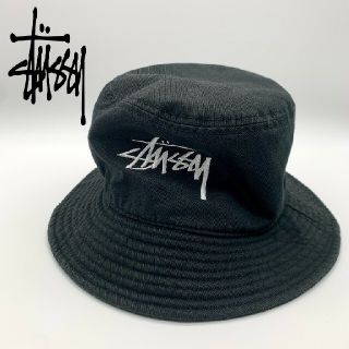 ステューシー(STUSSY)の【完売品】激レア STUSSY バケット ハット 刺繍 ビッグロゴ サイズS/M(ハット)