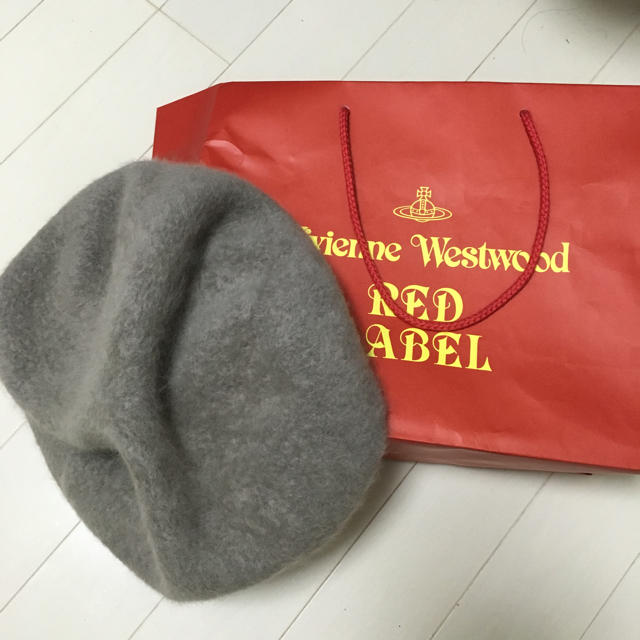 Vivienne Westwood(ヴィヴィアンウエストウッド)のヴィヴィアンアンゴラキャスケット レディースの帽子(キャスケット)の商品写真