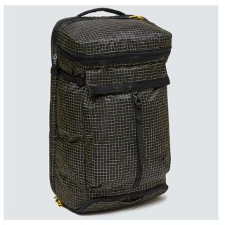 オークリー(Oakley)のOakley Essential Box Pack L 4.0 リュック32L(バッグパック/リュック)