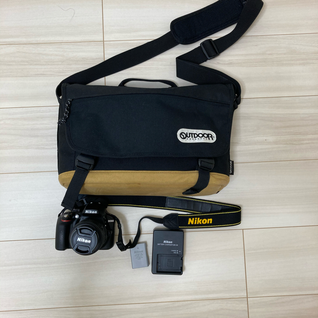 Nikon D3300 一眼レフ