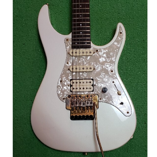 Fernandes(フェルナンデス)のL'Arc～en～Ciel KENモデル 80KK 楽器のギター(エレキギター)の商品写真