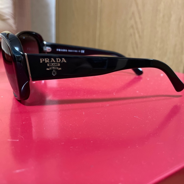 PRADA(プラダ)のPRADA プラダ　サングラス レディースのファッション小物(サングラス/メガネ)の商品写真