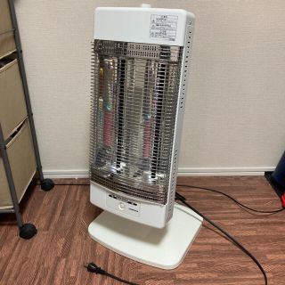 コロナ(コロナ)の【値下げ】コロナ 電気ストーブ コアヒート 2014年製(電気ヒーター)