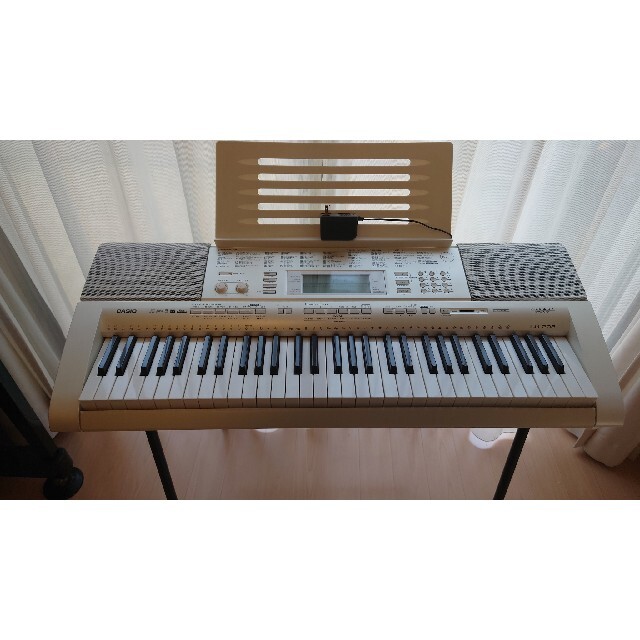 CASIO(カシオ)の【funk7246さん専用】カシオ　光ナビキーボード　LK-208 楽器の鍵盤楽器(キーボード/シンセサイザー)の商品写真