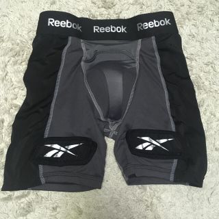 リーボック(Reebok)のジュニアアイスホッケー用インナーパンツ(ウインタースポーツ)