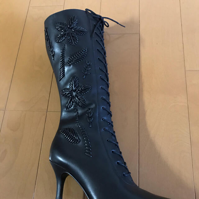 Enzo Angiolini(エンゾーアンジョリーニ)の【新品】エンゾーアンジョリーニ　黒　ロングブーツ レディースの靴/シューズ(ブーツ)の商品写真