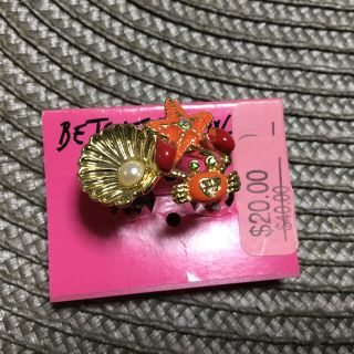 ベッツィジョンソン(BETSEY JOHNSON)のBETSEY JOHOSON リング　新品未使用　値下げ！(リング(指輪))