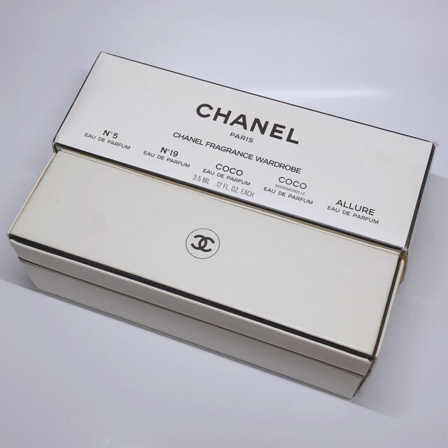 CHANEL - シャネル 香水 ミニボトルセット COCO No.5 No.19 レア CHANEL - シャネル 香水 ミニボトルセット COCO No.5 No.19 レア