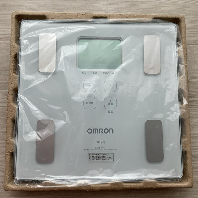 OMRON(オムロン)のオムロン　体重計　未使用 スマホ/家電/カメラの美容/健康(体重計/体脂肪計)の商品写真