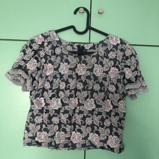 サンタモニカ(Santa Monica)の古着　花柄　トップス(Tシャツ(半袖/袖なし))