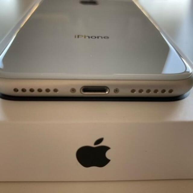 超美品】iPhone 8 シルバー 64GB SIMフリー バッテリー87% 超美品】iPhone 8 シルバー 64GB SIMフリー バッテリー87%