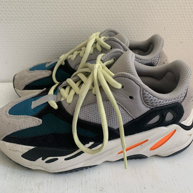 yeezyboost 700 23.5cm