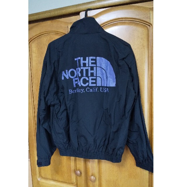 THE NORTH FACE(ザノースフェイス)のTHE NORTH FACE ウインドブレーカーL メンズのジャケット/アウター(ナイロンジャケット)の商品写真
