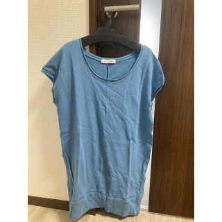 アズールバイマウジー(AZUL by moussy)のAZUL by moussy レディース Tシャツ 新品未使用 水色(Tシャツ(半袖/袖なし))