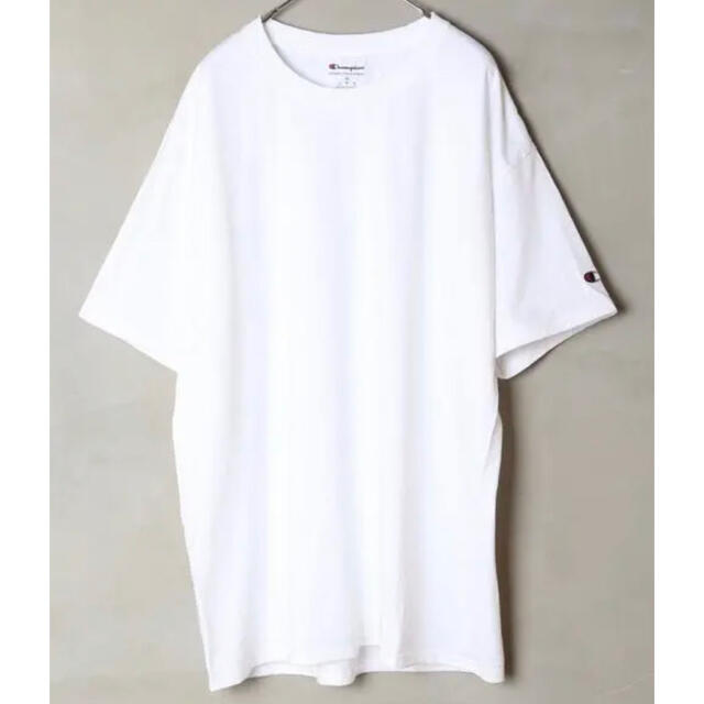 Champion(チャンピオン)の【新品】XXL相当　白 tシャツ ビックシルエット メンズ チャンピオン白T レディースのトップス(Tシャツ(半袖/袖なし))の商品写真