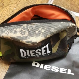 ディーゼル(DIESEL)のDISELE迷彩ポーチ(ポーチ)