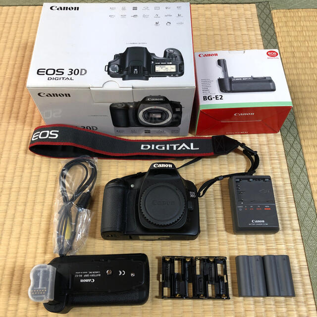 CANON EOS 30D ＋ バッテリーグリップBG-E2