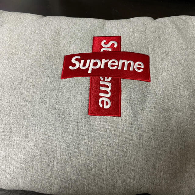 シュプリーム　cross box logo hooded