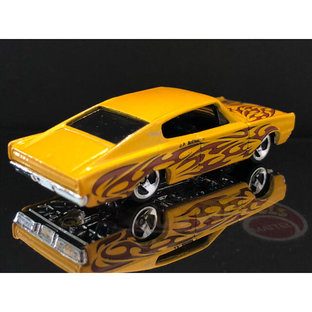 1967 Dodge Charger/イエロー/ルース品/ホットウィール エンタメ/ホビーのおもちゃ/ぬいぐるみ(ミニカー)の商品写真