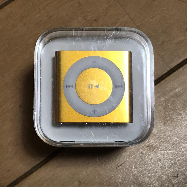 iPod(アイポッド)の第4世代 iPod シャッフル 2GB 未使用品 モデル A1373 スマホ/家電/カメラのオーディオ機器(ポータブルプレーヤー)の商品写真