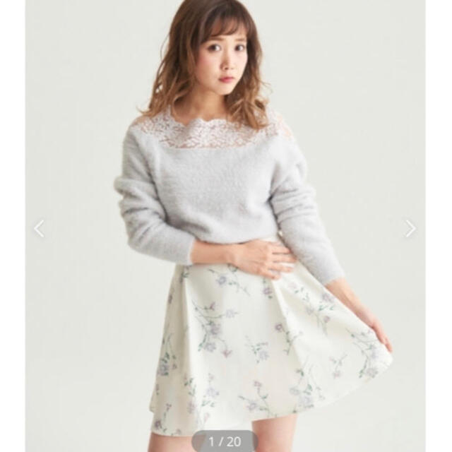 MAJESTIC LEGON(マジェスティックレゴン)のMAJESTIC LEGON  フラワーパタンスカパン レディースのパンツ(キュロット)の商品写真