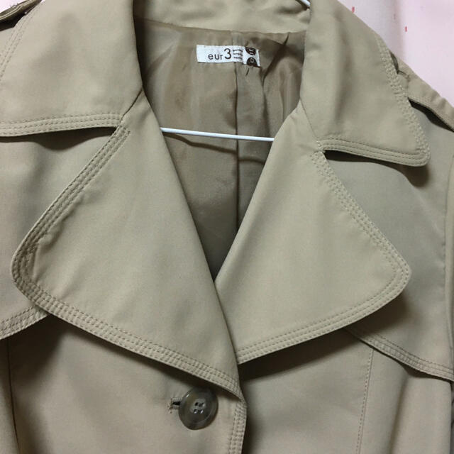 トレンチコート　ハーフ丈　15号　大きいサイズ レディースのジャケット/アウター(トレンチコート)の商品写真